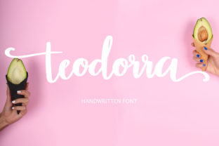 Teodorra: A Handwritten Font for Editorial Design